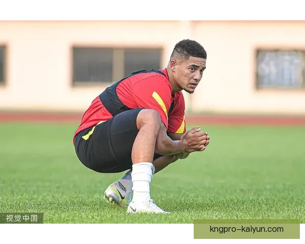 蒋光太技术特点值得关注，展现出强大的防守能力与出色的传球技巧