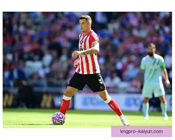 扎卡在阿森纳时期表现稳健，中场组织能力持续提升续提升